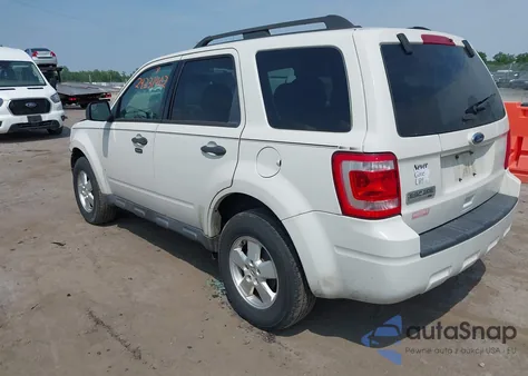 2012 Ford Escape Xlt z USA, uszkodzony, nr VIN 1FMCU9D71CKC70985